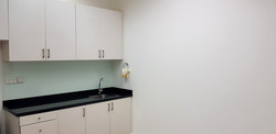 One Pemimpin (D20), Office #441830651